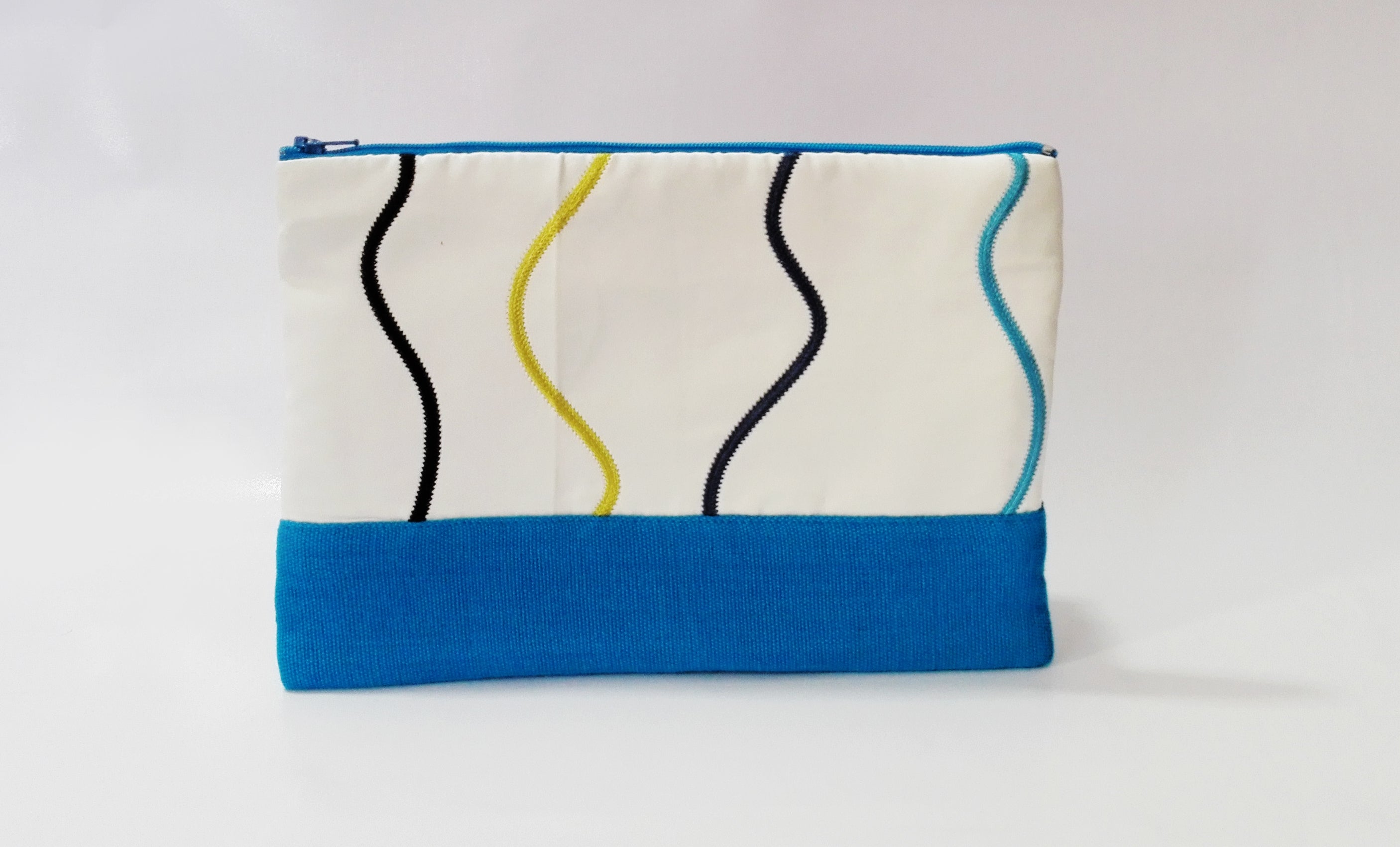 Pencil Case Large Blue and White A0306